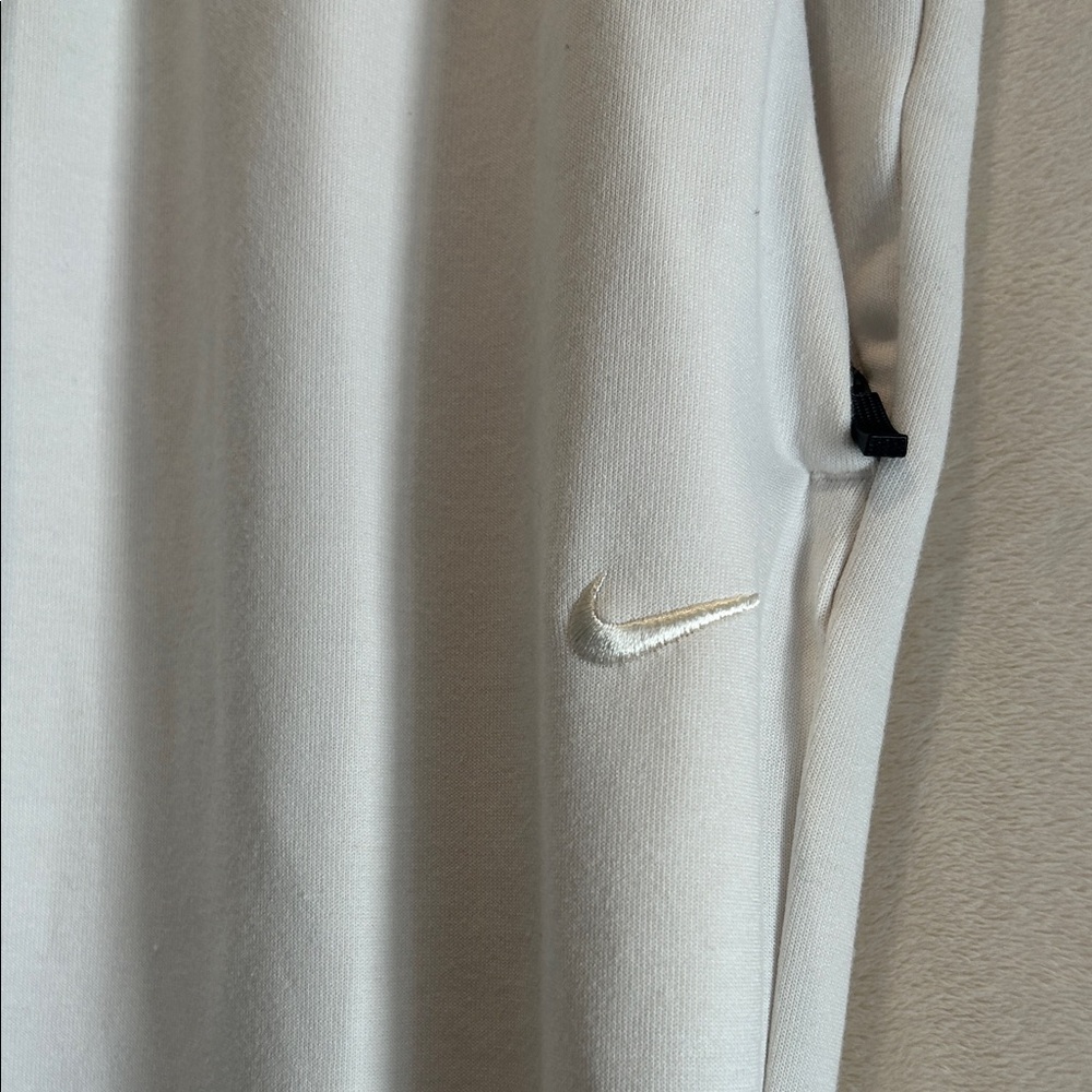 Nike White Men's Sweatpants - Picture 2 of 5